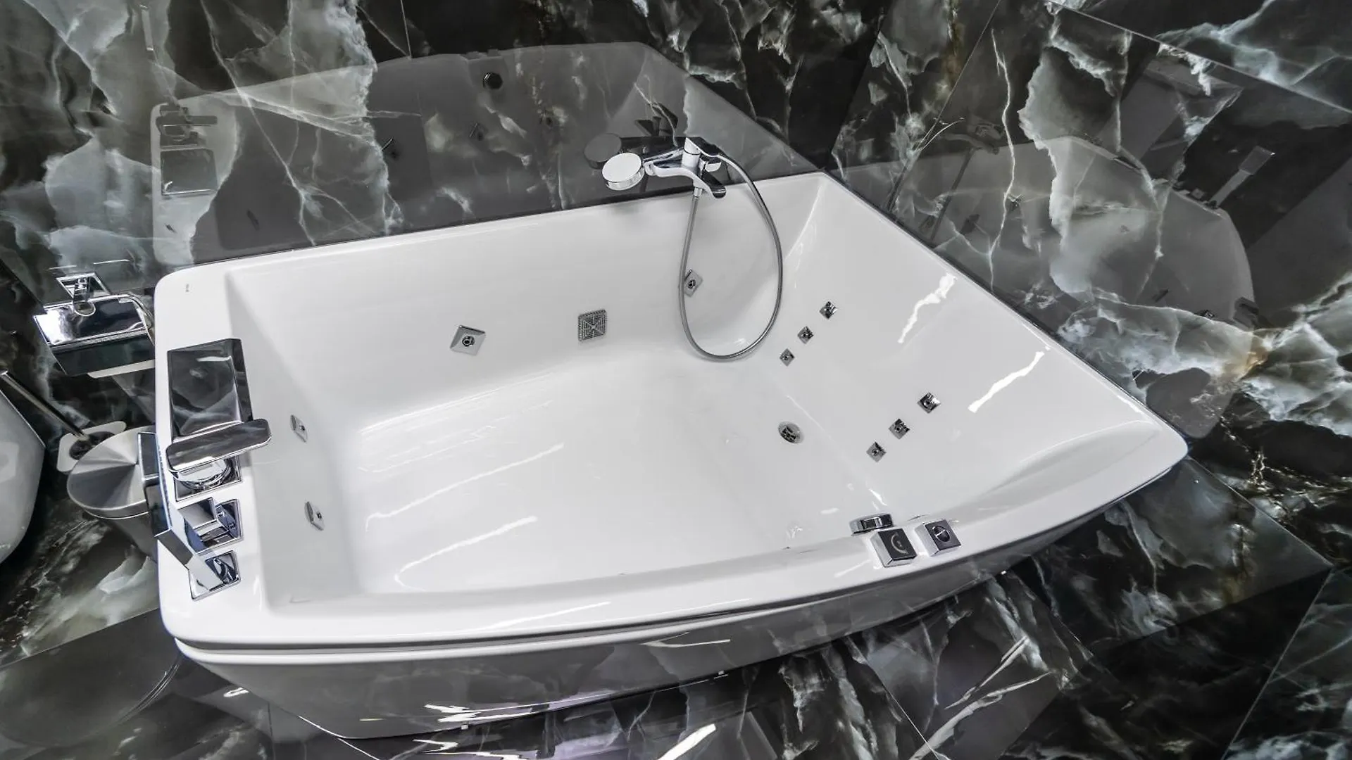 Luxury Apartments Great Kiev